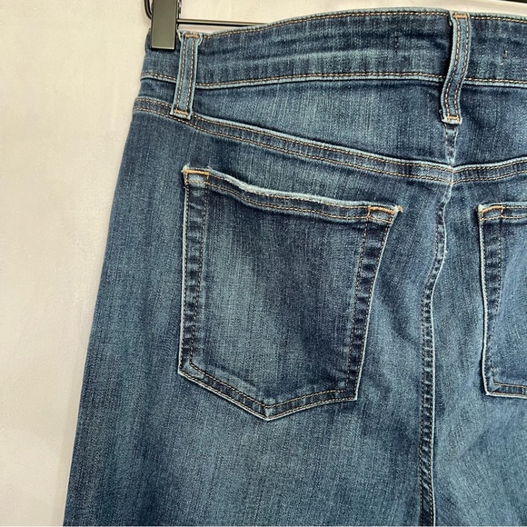 Joe's Jeans High Rise Skinny Ankle Medium Wash Denim Size 32 - Picture 9 of 12